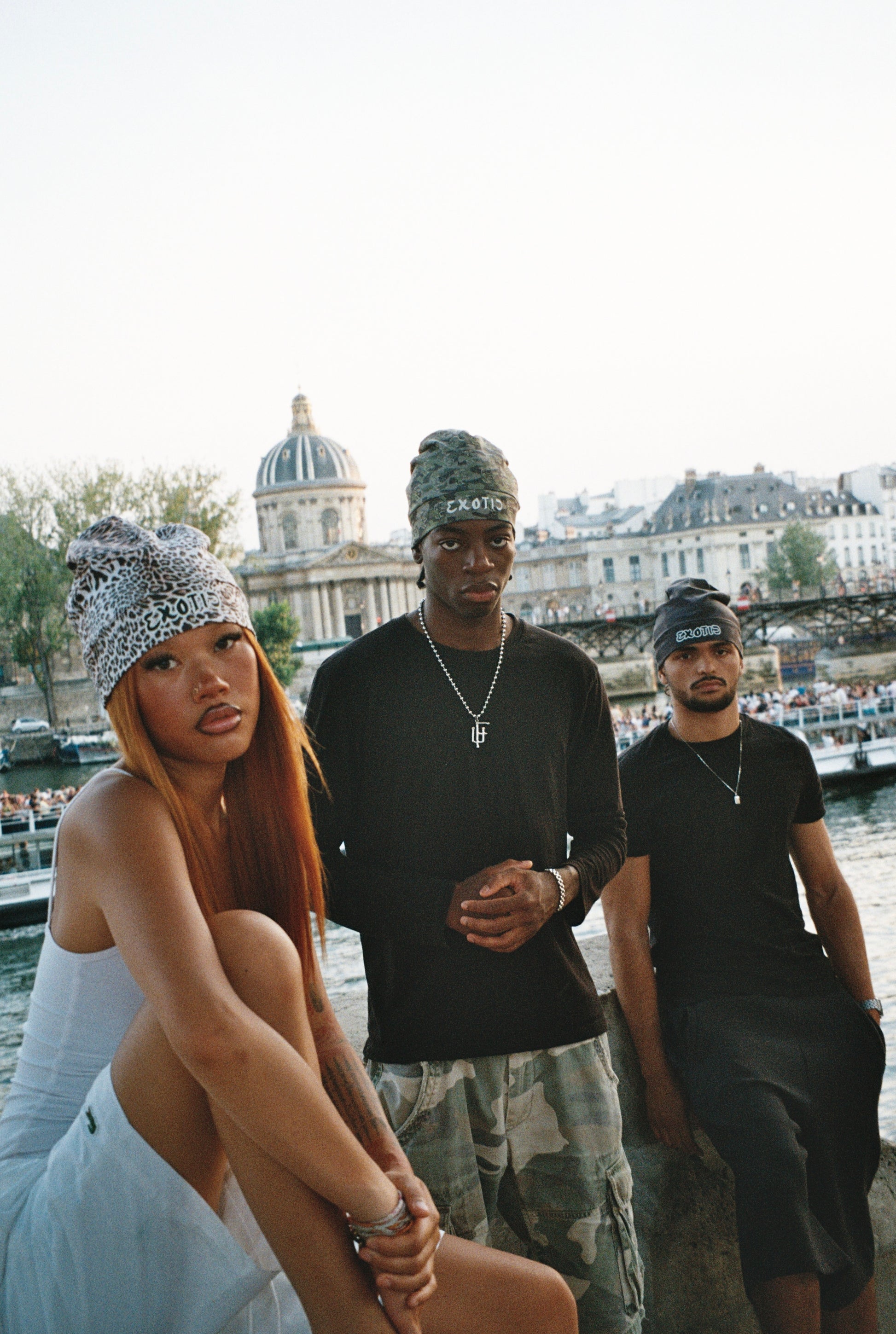 SKULL CAP EN SATIN EXOTIC