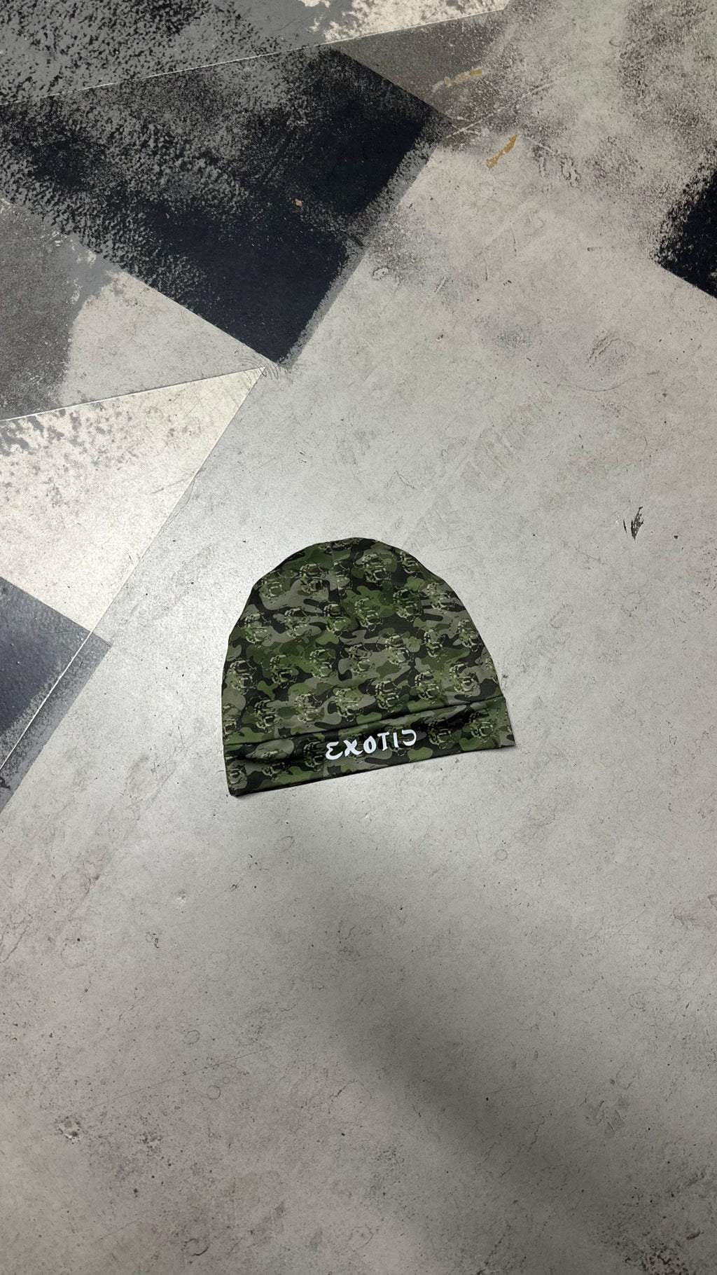 SKULL CAP EN SATIN EXOTIC