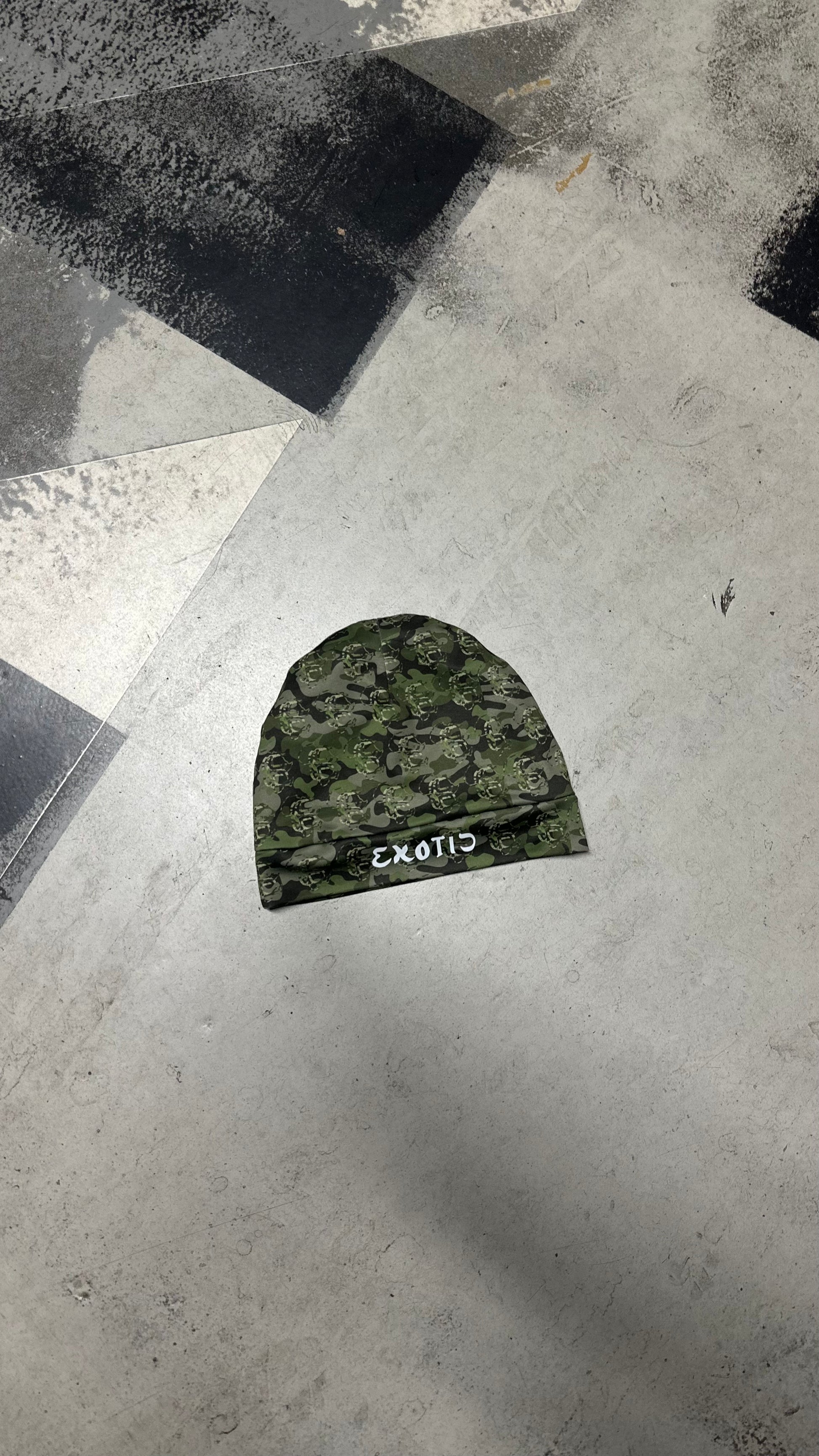 SKULL CAP EN SATIN EXOTIC
