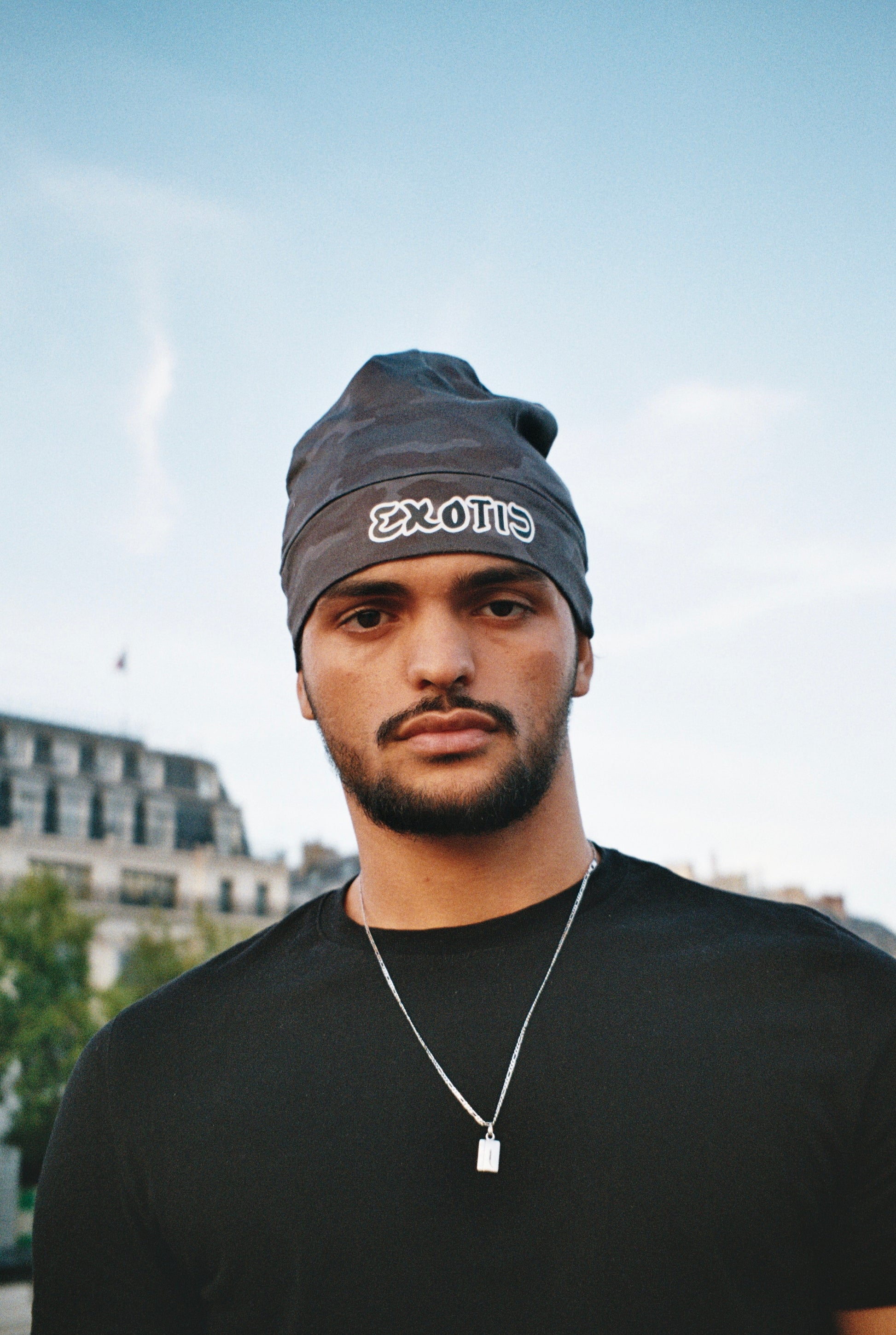 SKULL CAP EN SATIN EXOTIC