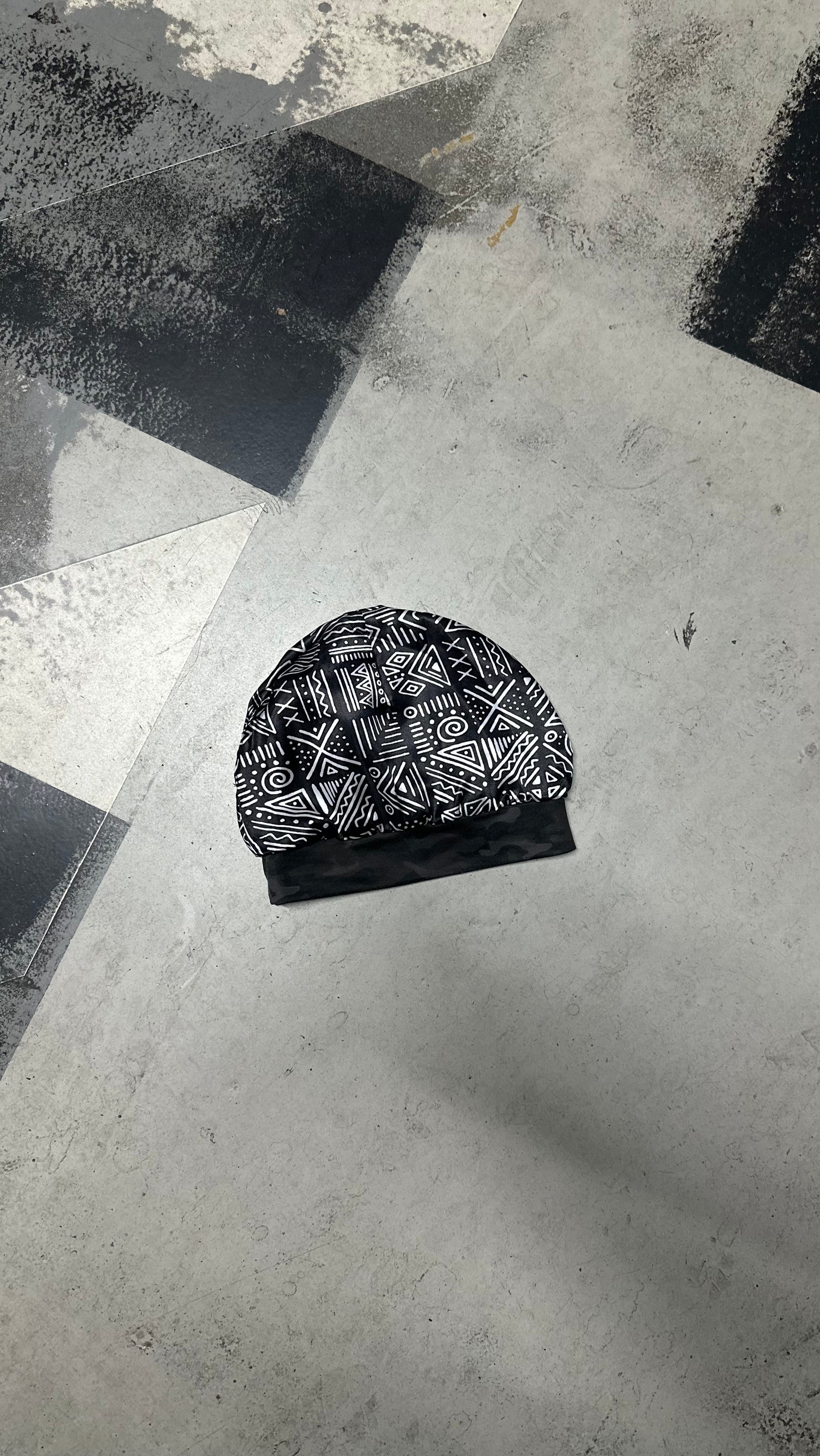 SKULL CAP EN SATIN EXOTIC